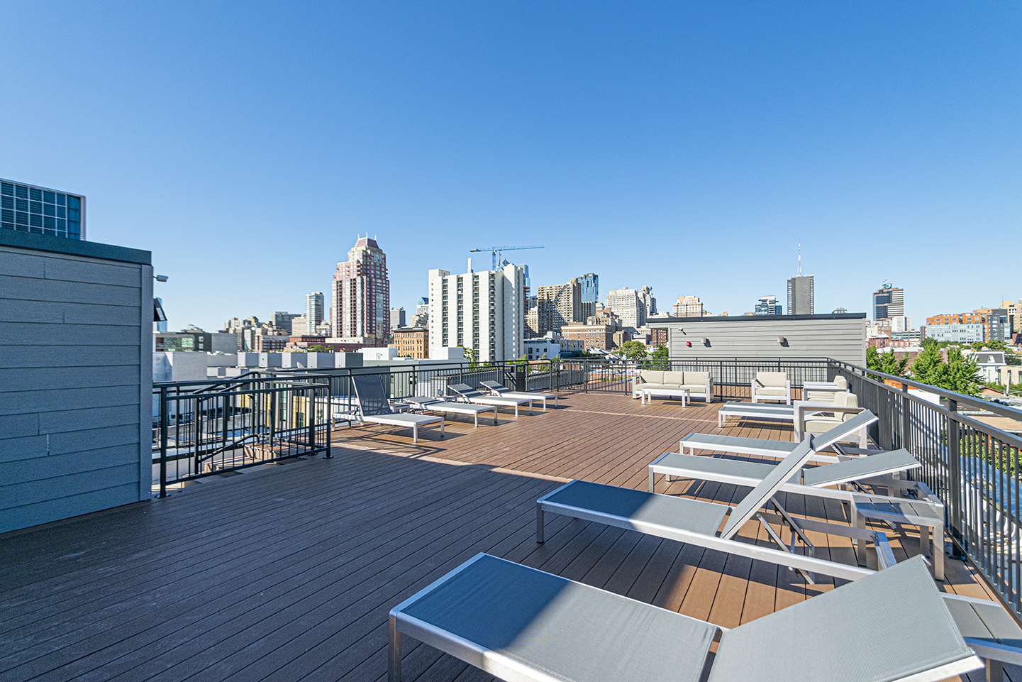 Property Photo For 1211 Bainbridge St, Unit 4A