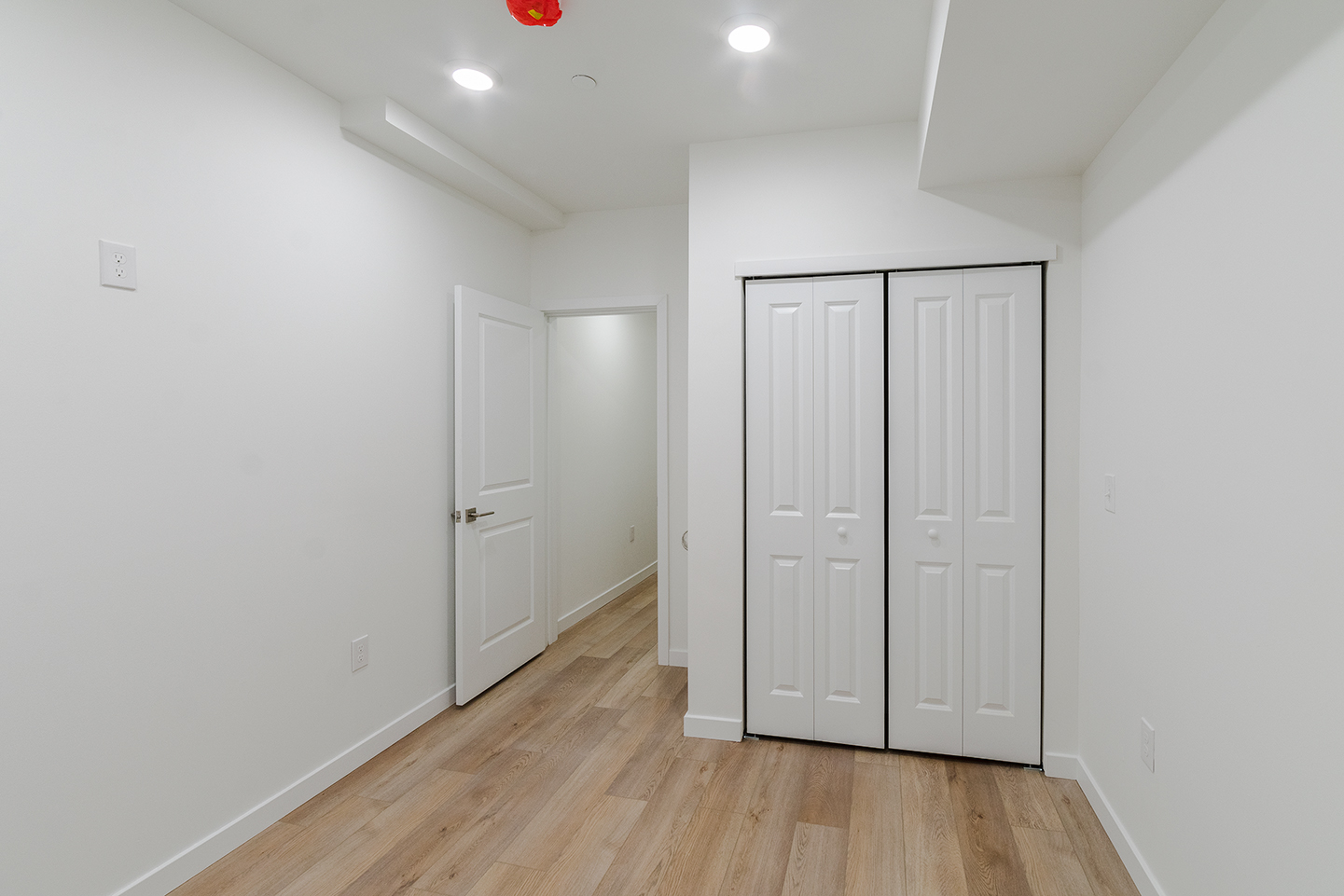 Property Photo For 1003 W Dakota St, Unit 1