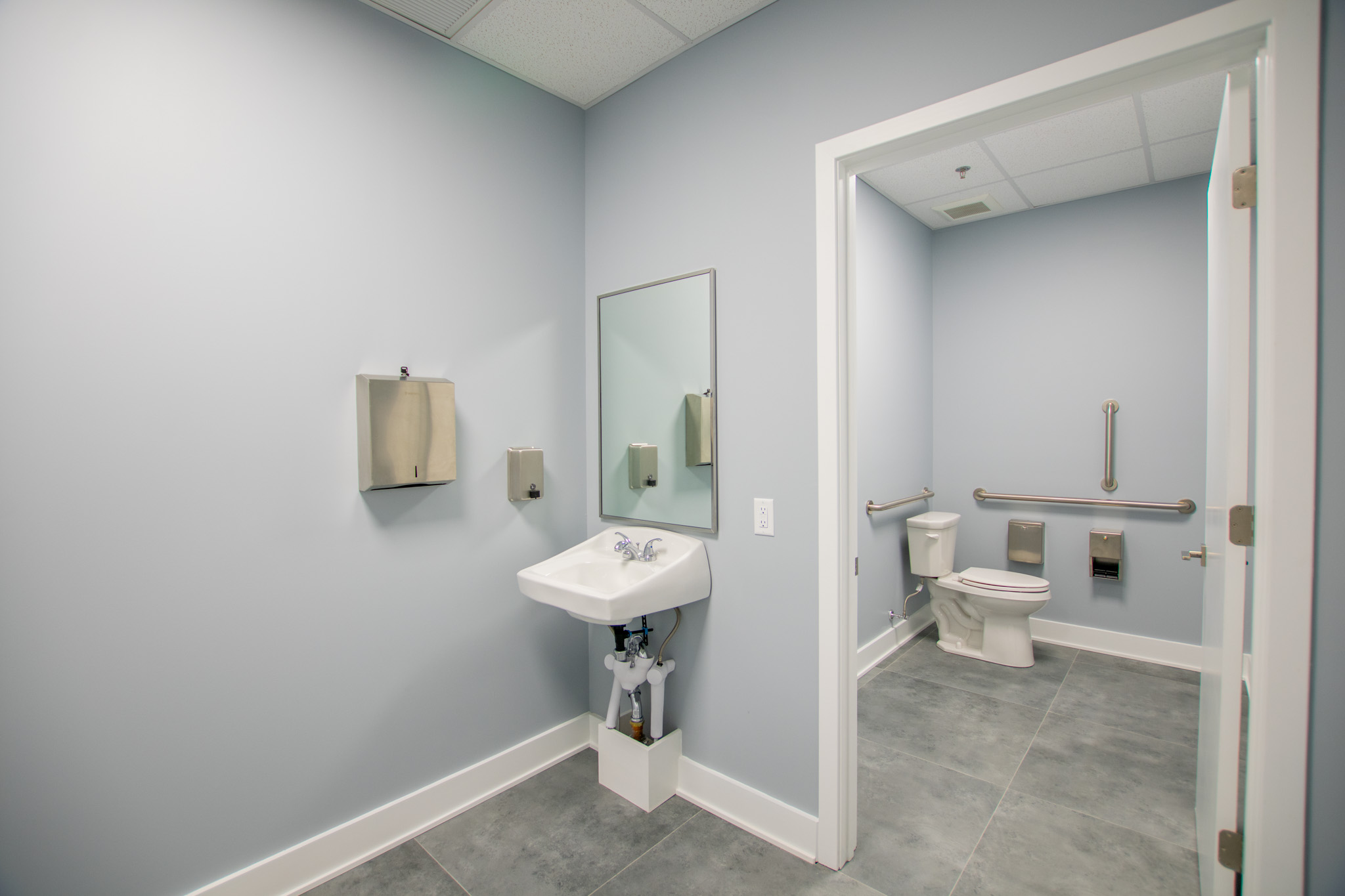 1420_Point_Breeze_Ave_Commercial-17