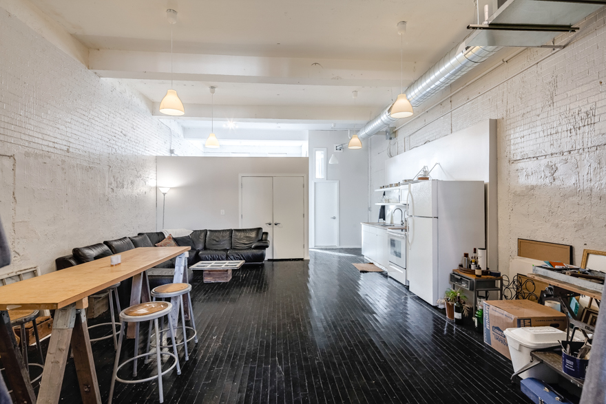 Property Photo For 1804 E. Hazzard Street, Unit 1B