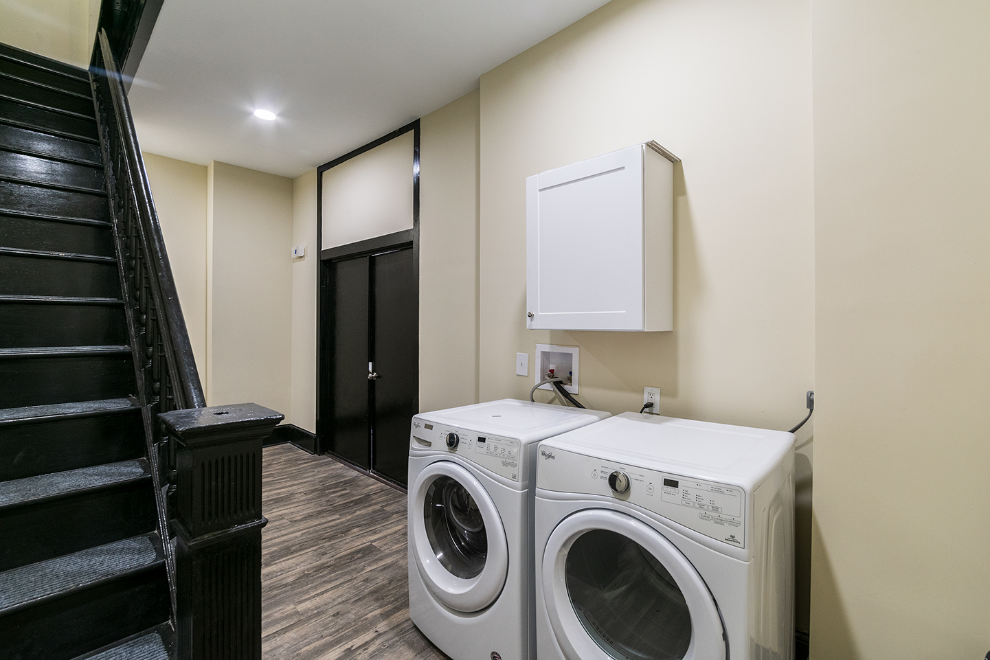 Property Photo For 937 N 2nd St, Unit 2F