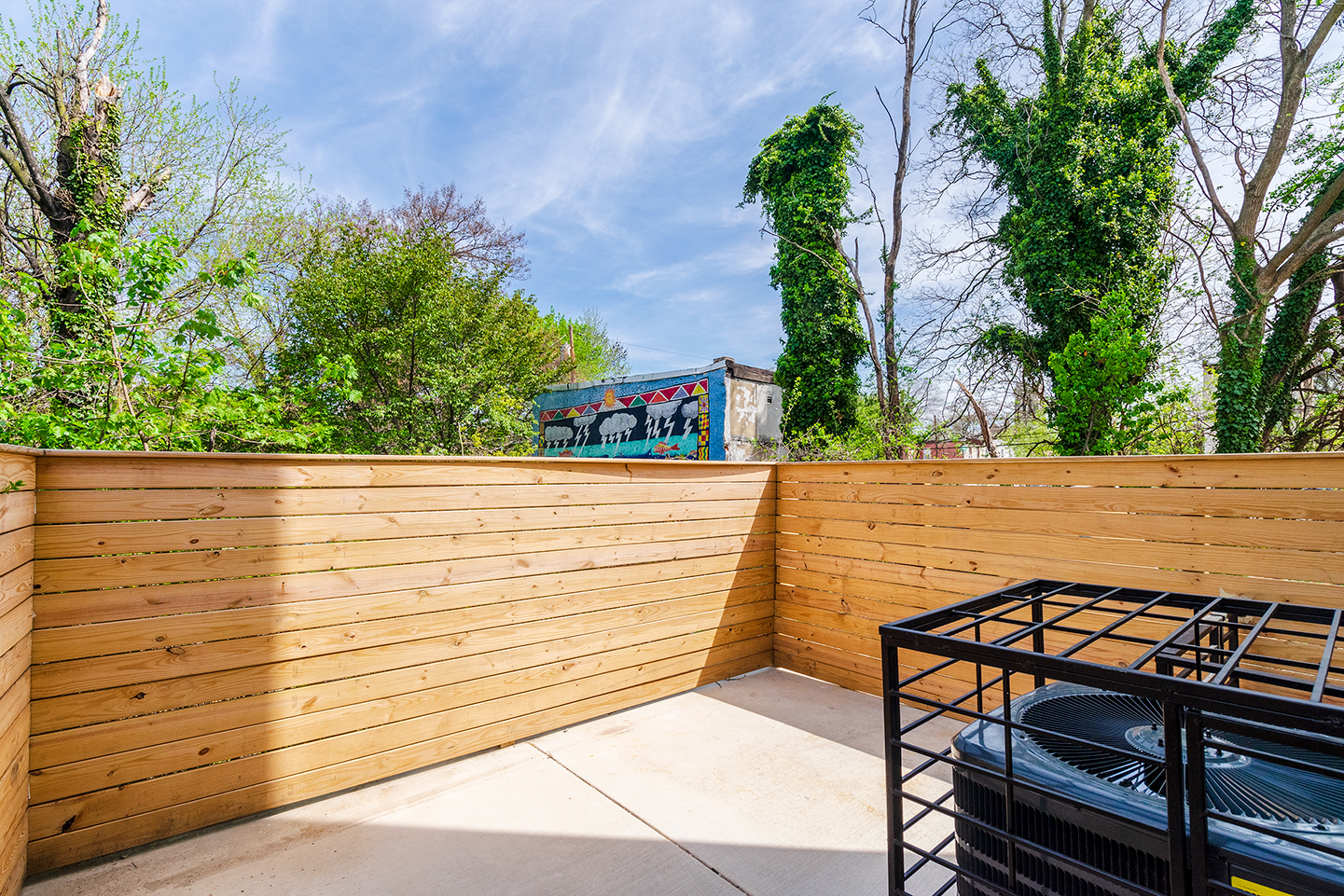 Property Photo For 1003 W Dakota St, Unit 1