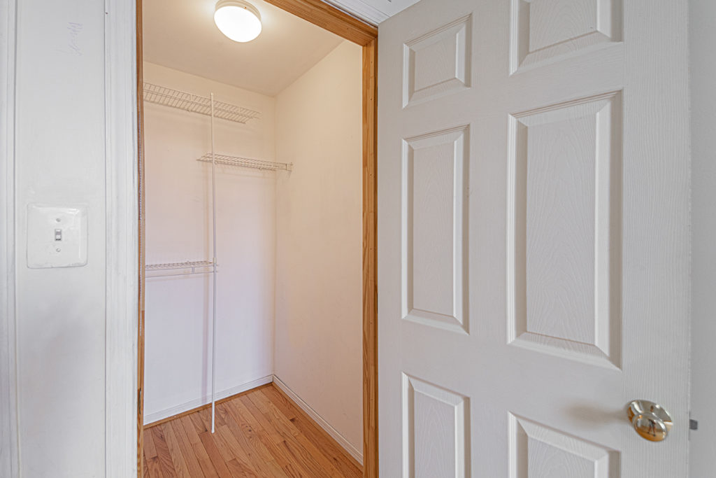 Property Photo For 1635 E. Passyunk, 2nd Flr
