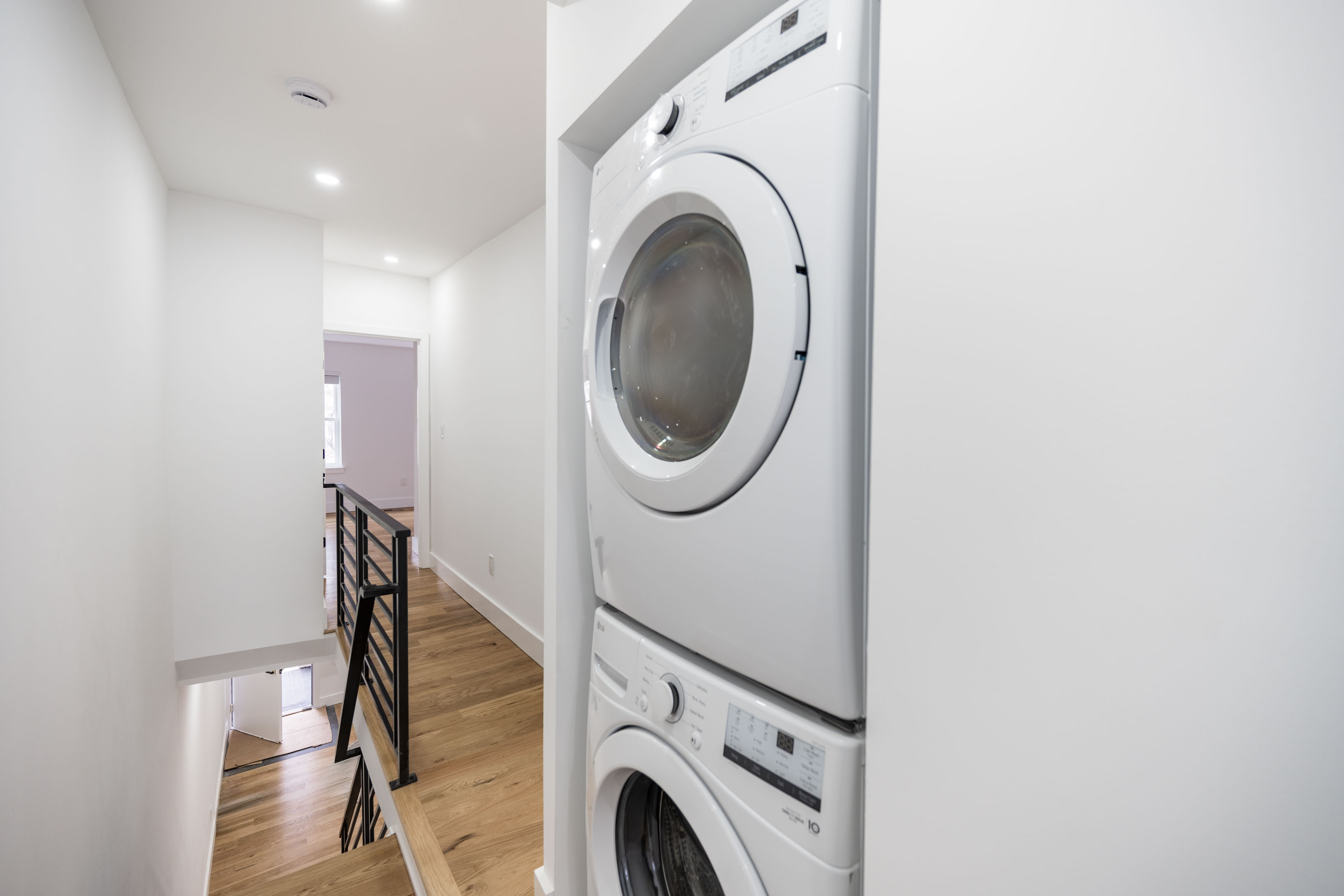 2009 E Cumberland St_-18