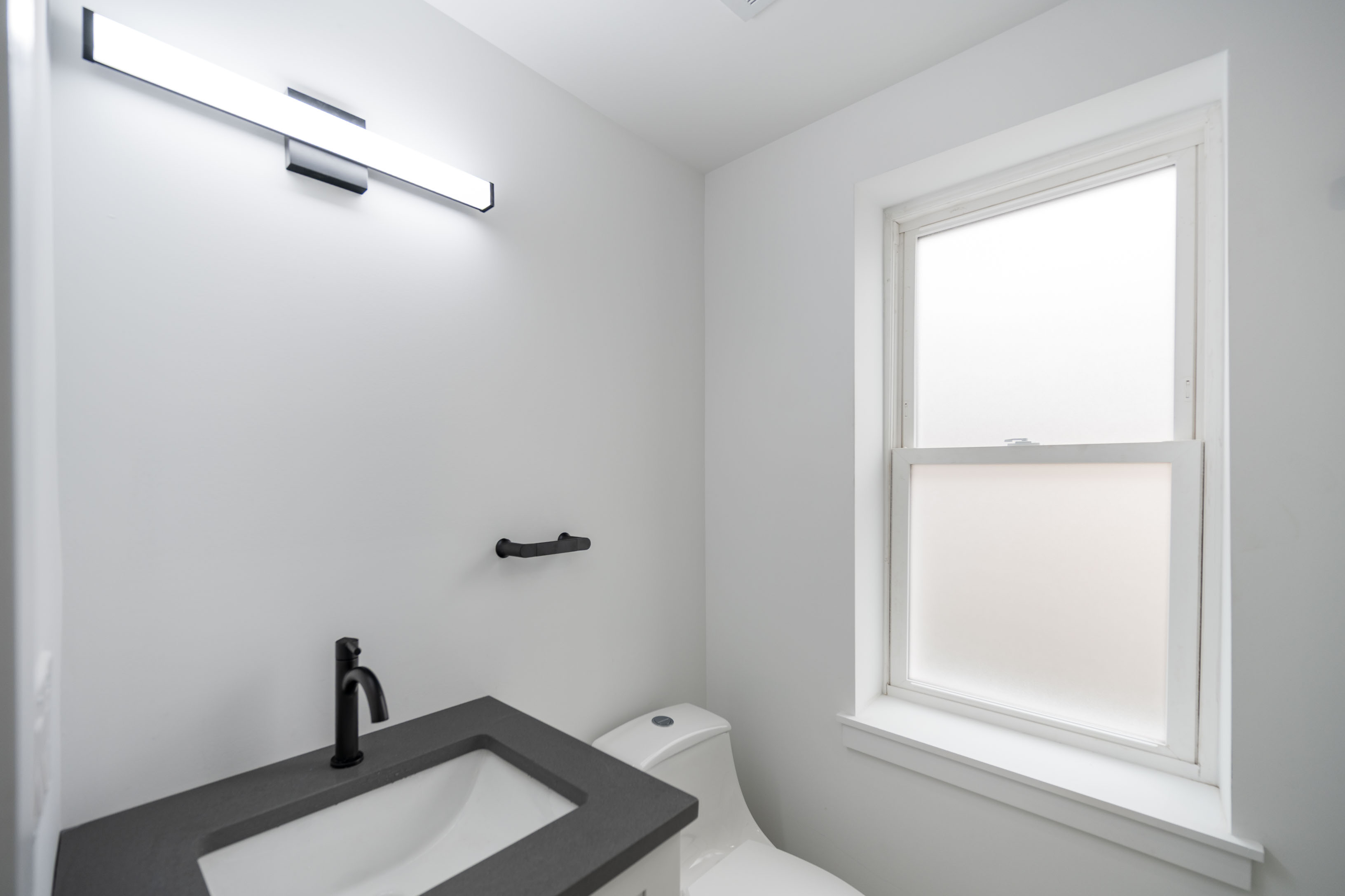 2009 E Cumberland St_-19