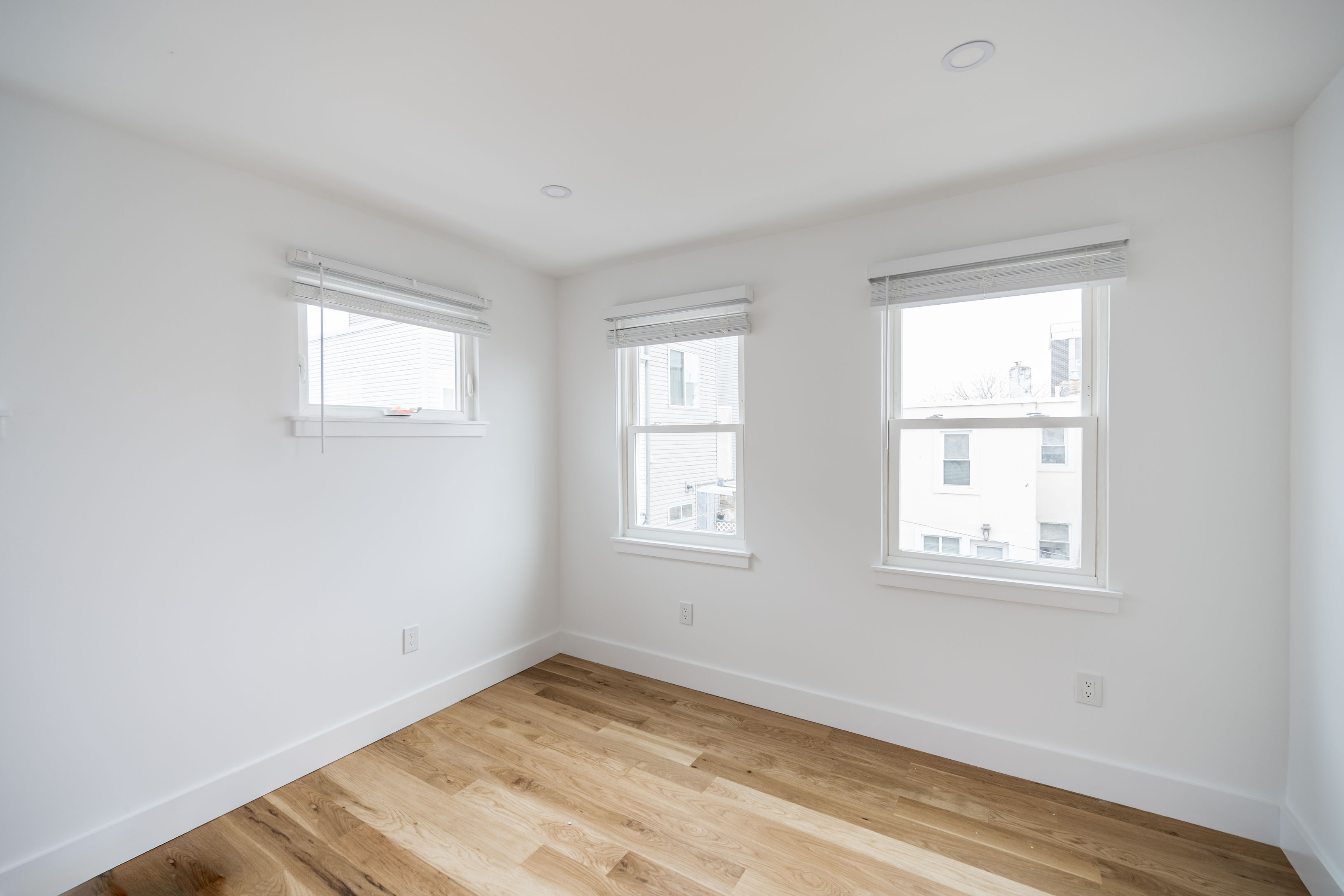 2009 E Cumberland St_-20