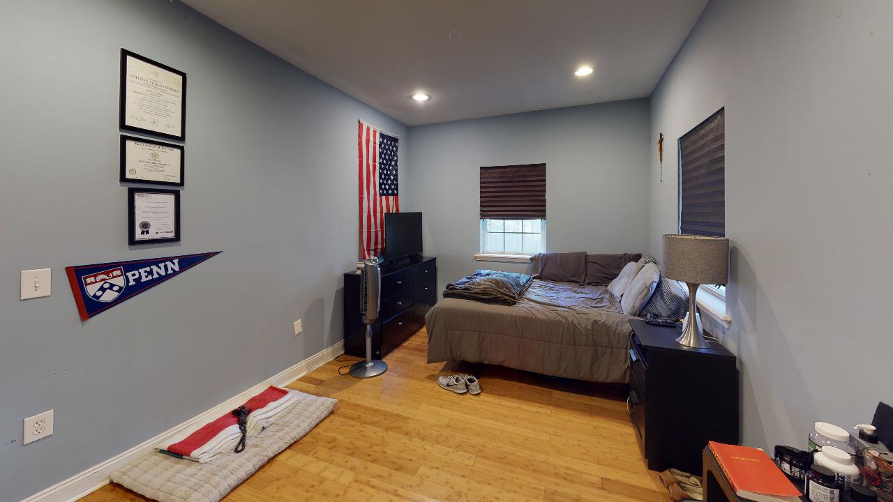 Property Photo For 1805 Carpenter St, 1st Flr