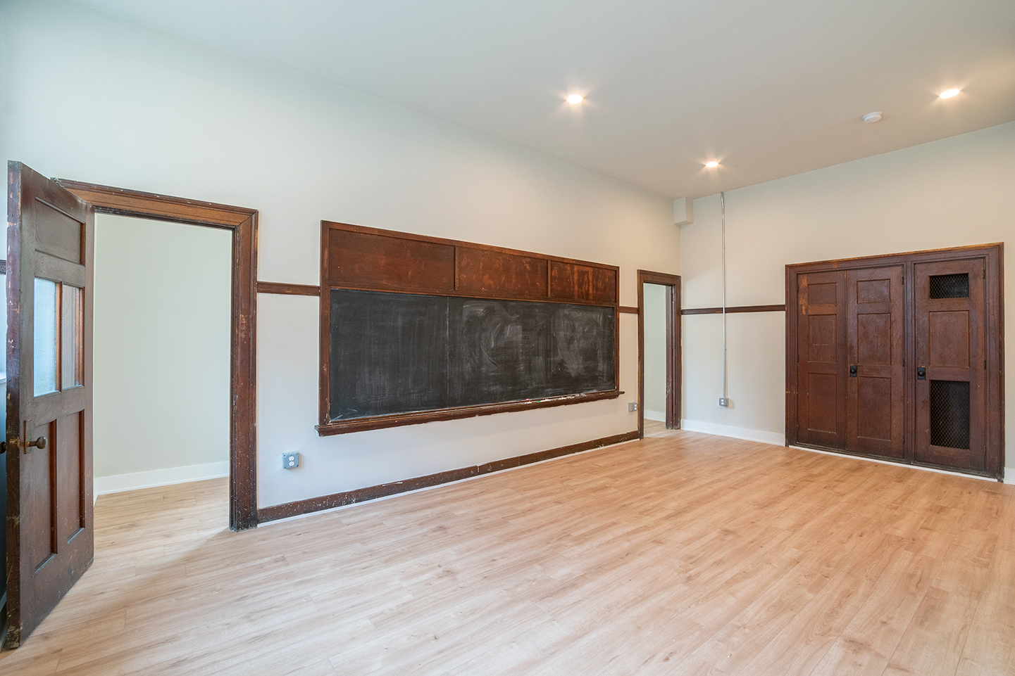 Property Photo For 1300 S 19 St, Unit 10