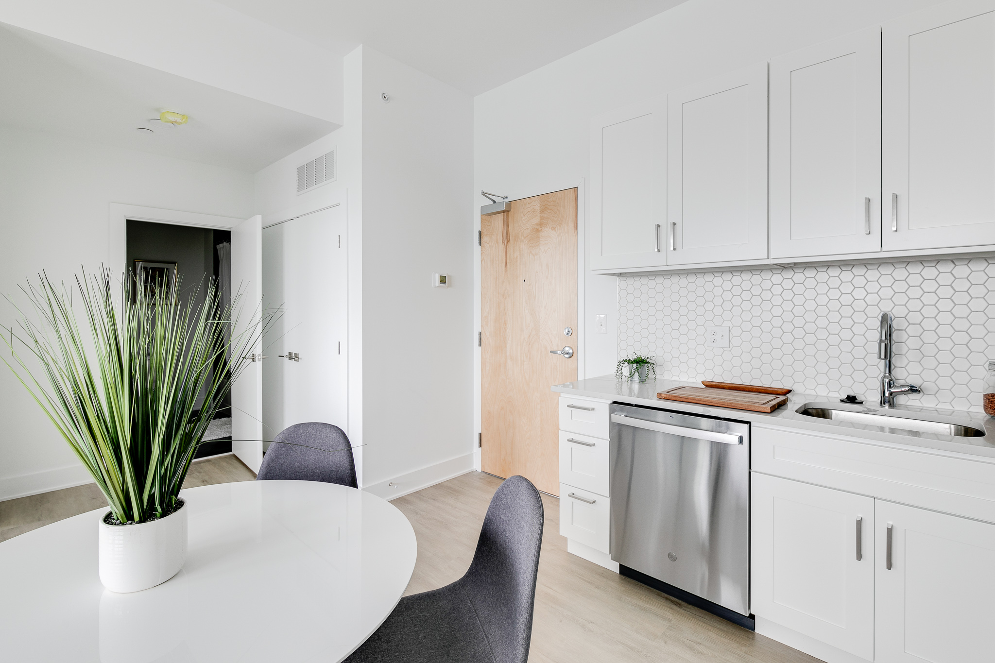 2201 Washington Avenue #416 Final-9