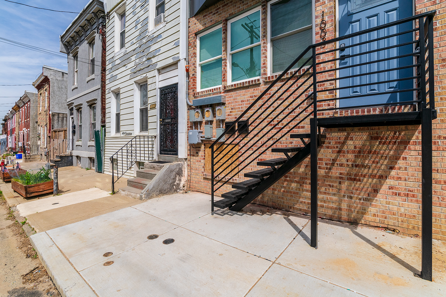 Property Photo For 1003 W Dakota St, Unit 1