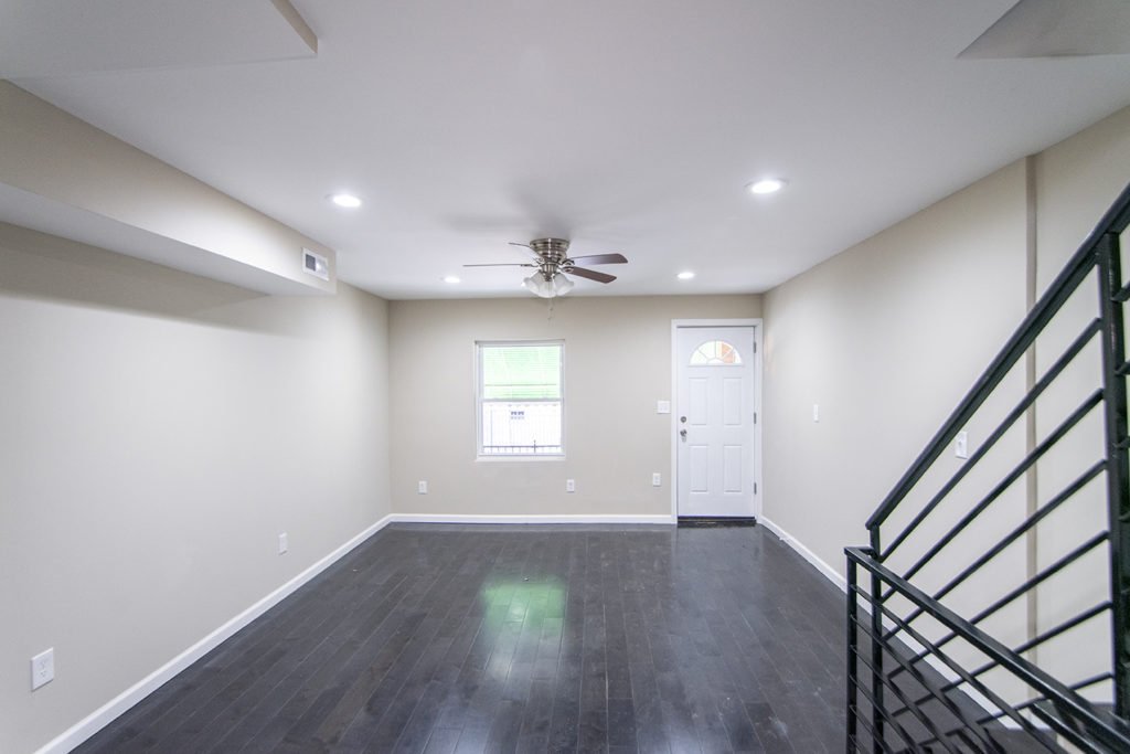 Property Photo For 1923 S Hemberger Street