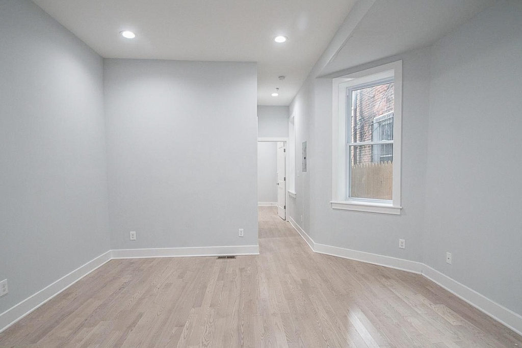 Property Photo For 2808 W. Oxford St, Unit 1