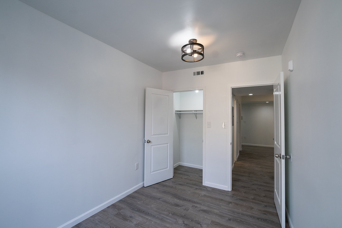Property Photo For 1726 Pine Street, Unit 3F