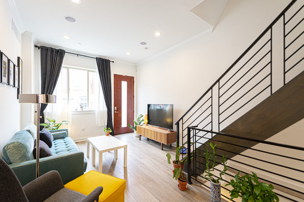 Property Photo For 2137 Cross St