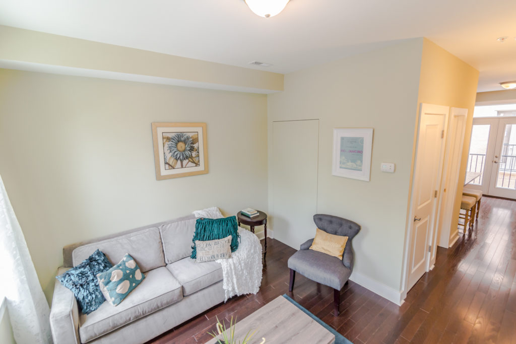 Property Photo For 2012 W Girard, Unit 11B