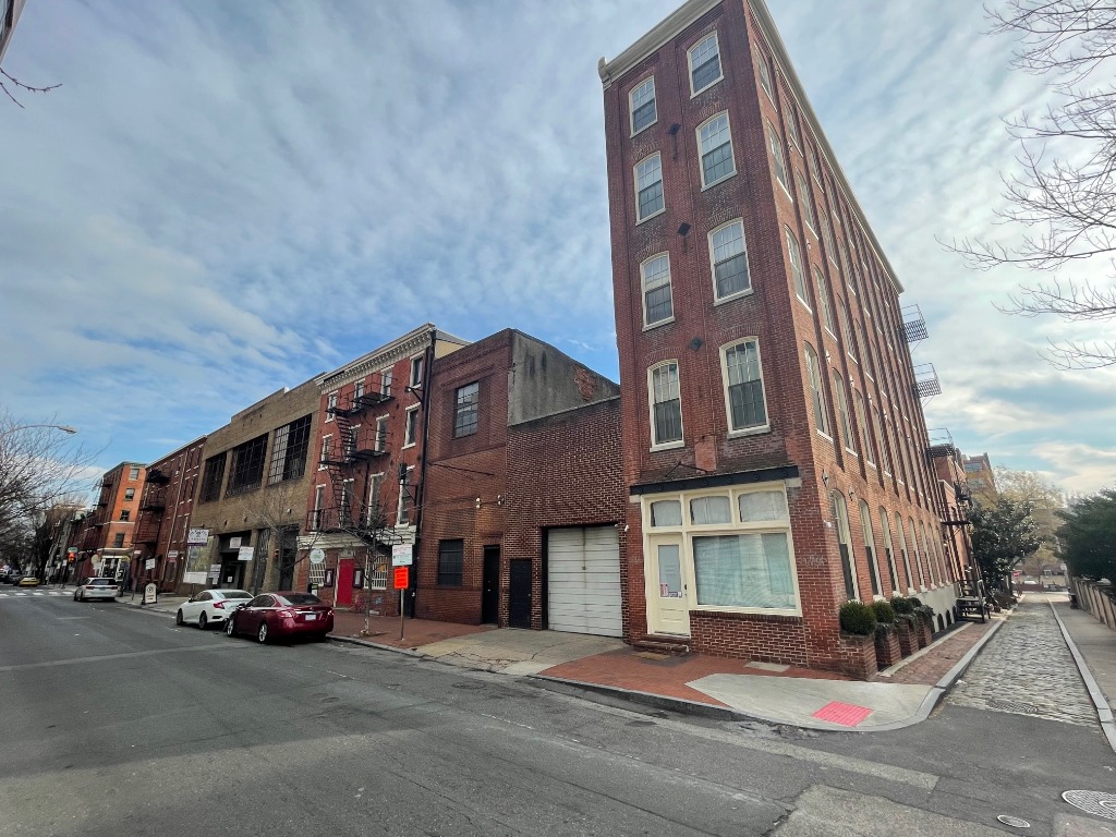 314Race-Across Street 3