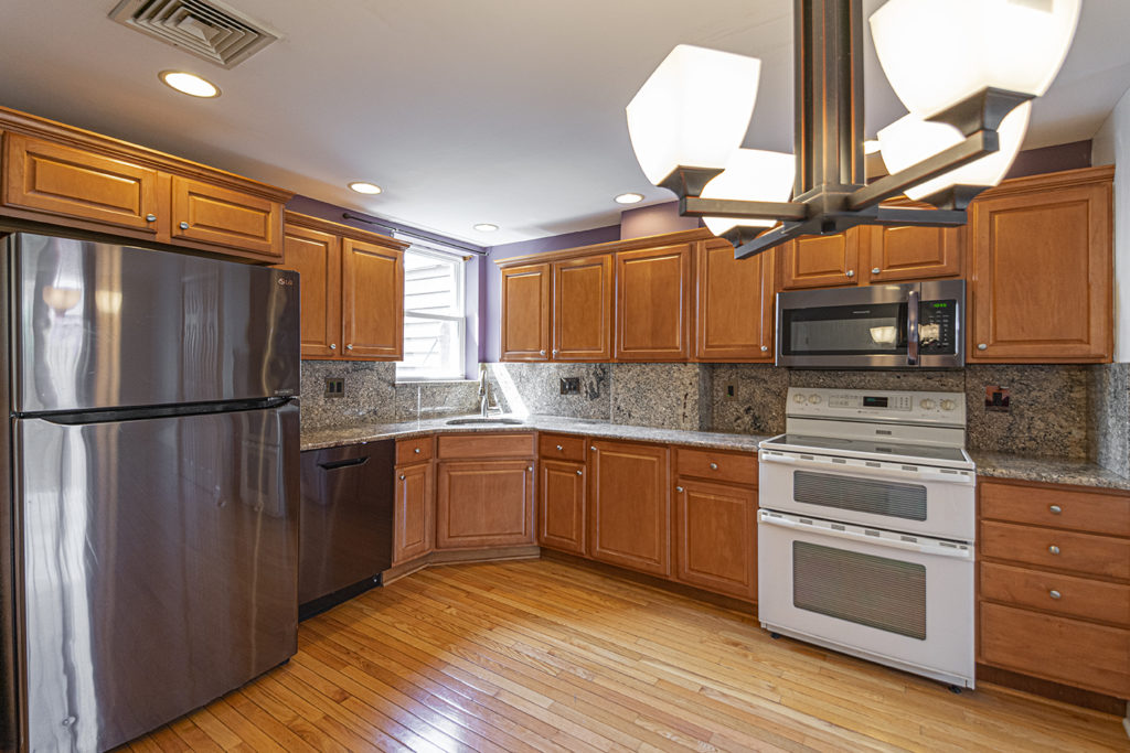 Property Photo For 1635 E. Passyunk, 2nd Flr