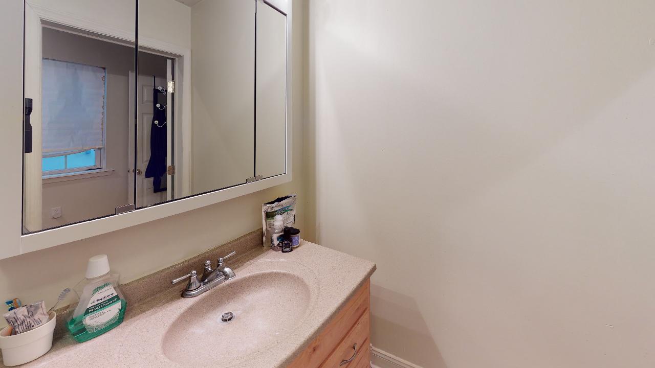 Property Photo For 1805 Carpenter St, 1st Flr