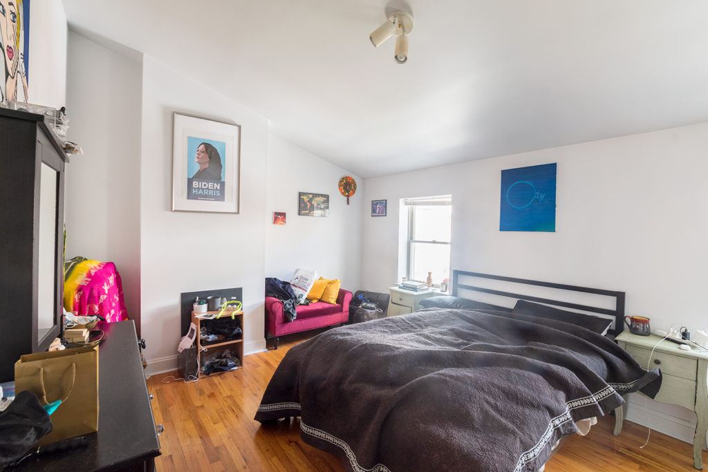 Property Photo For 1938 Pine Street