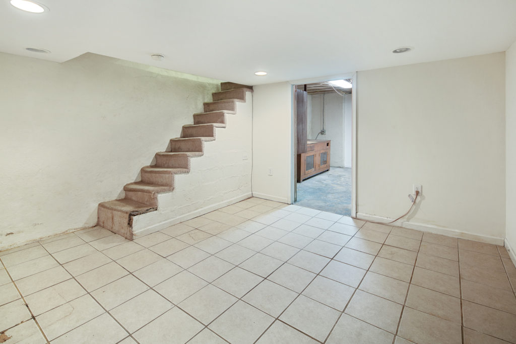 Property Photo For 2115 S 20th St, 1st Flr