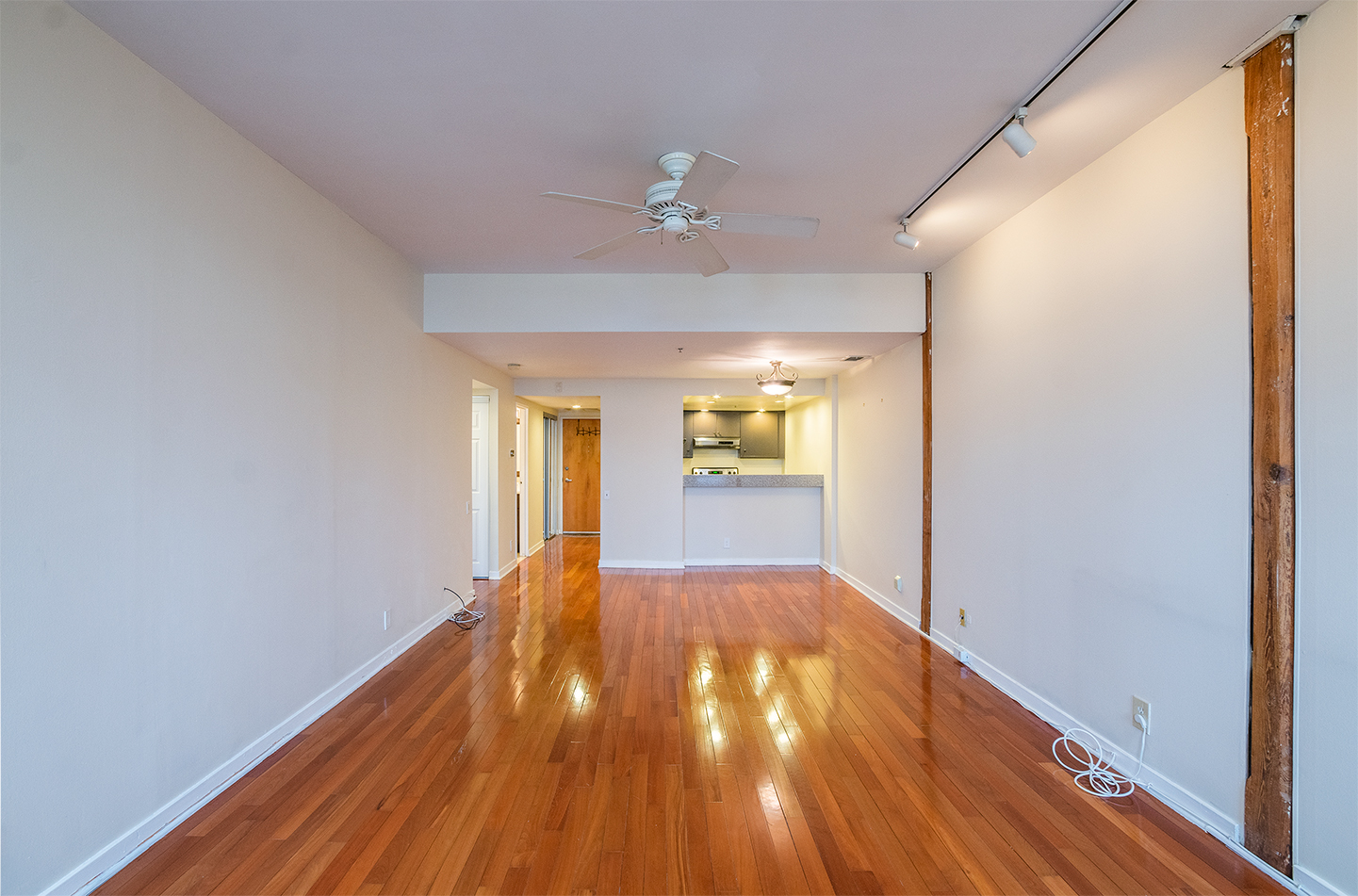 Property Photo For 301 Race St, Unit 520