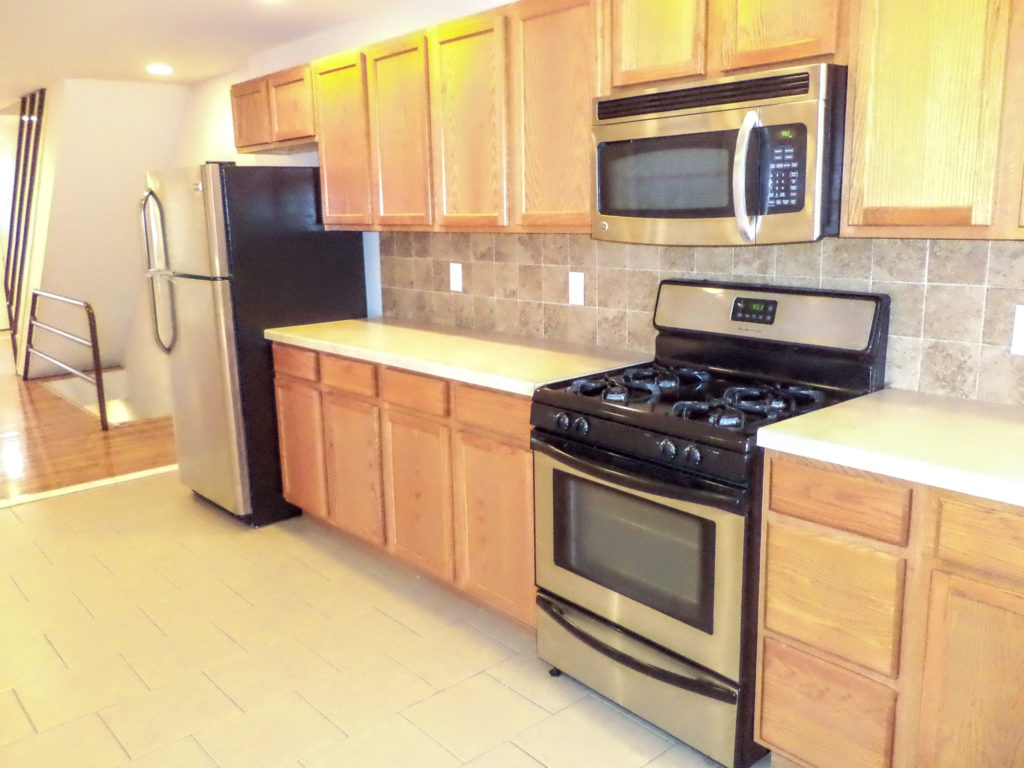 Property Photo For 2312 Moore St
