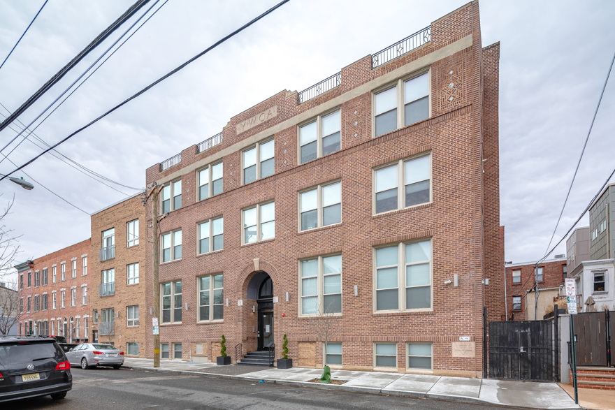 Property Photo For 1607 Catharine Street, Unit 1H