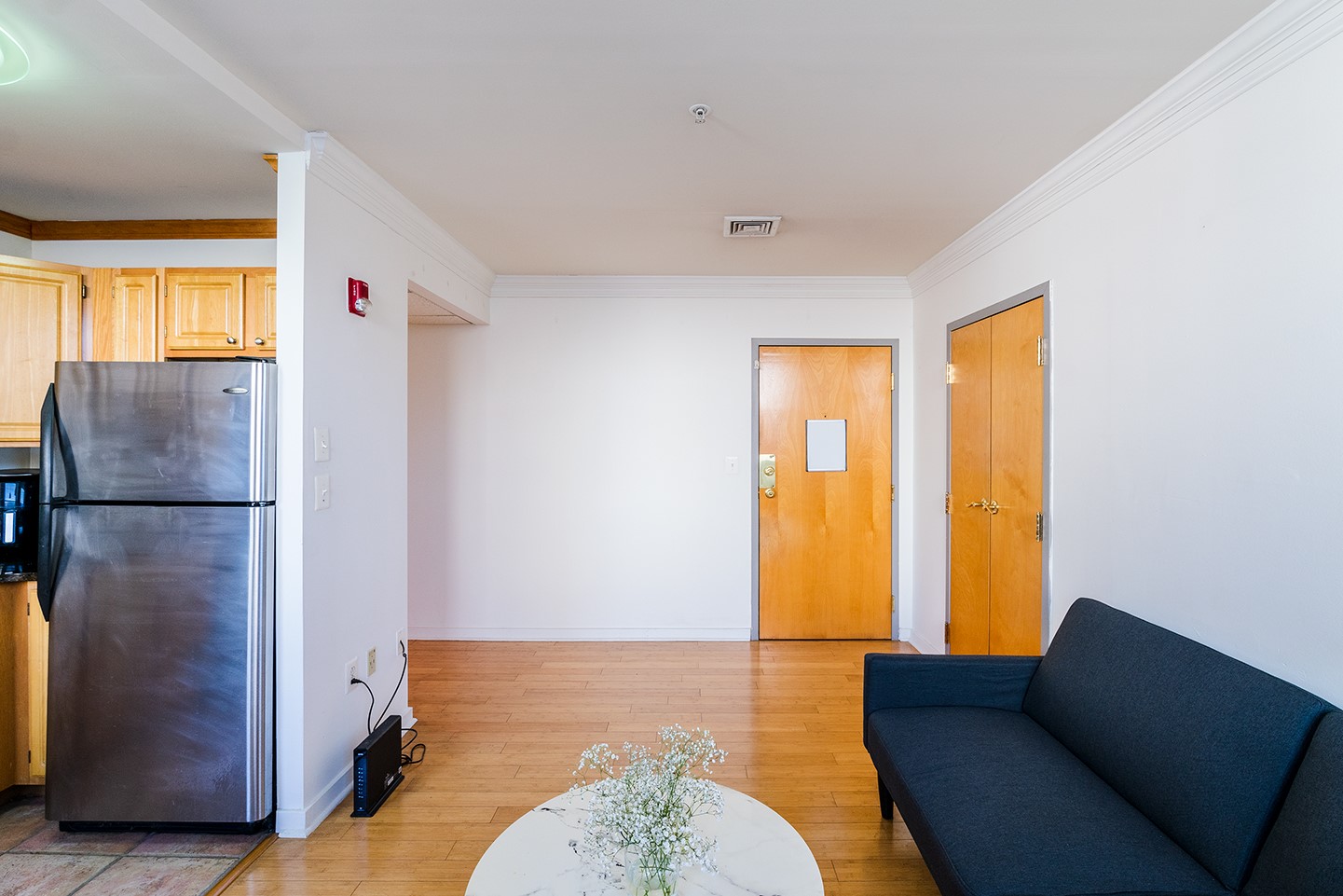 Property Photo For 1939 Chestnut St, Unit 3B