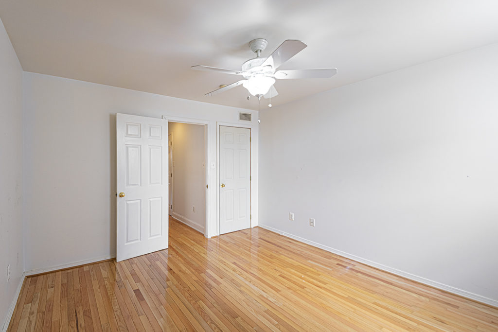 Property Photo For 1635 E. Passyunk, 2nd Flr