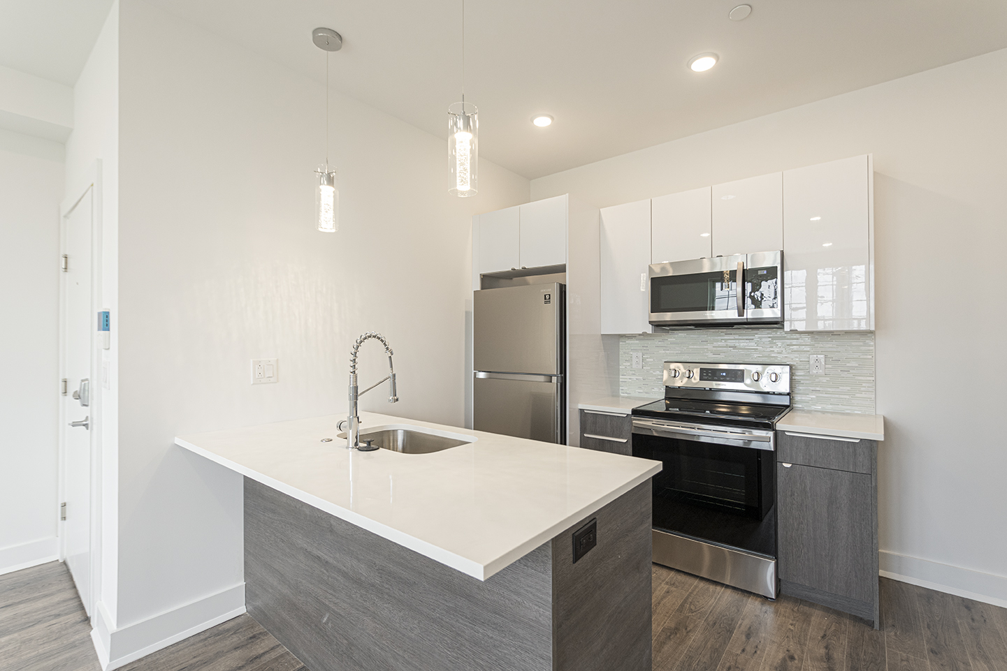 Property Photo For 2623 Christian St, Unit 201