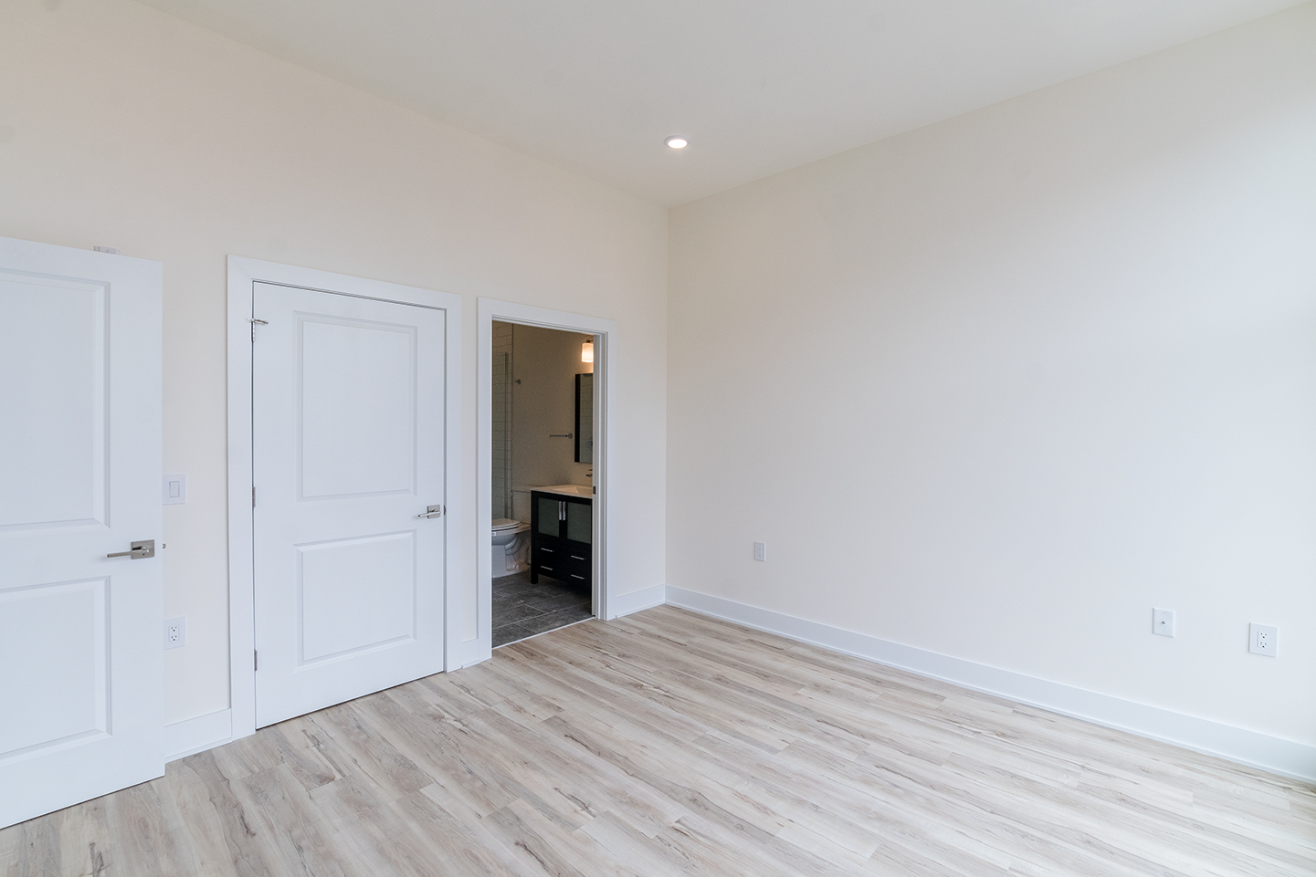 Property Photo For 1129 Germantown Ave, Unit 4C