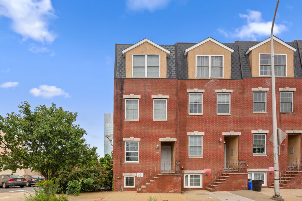 Property Photo For 2621 Christian Street, B