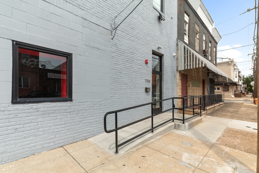 Property Photo For 1705 Jackson St, Unit 11