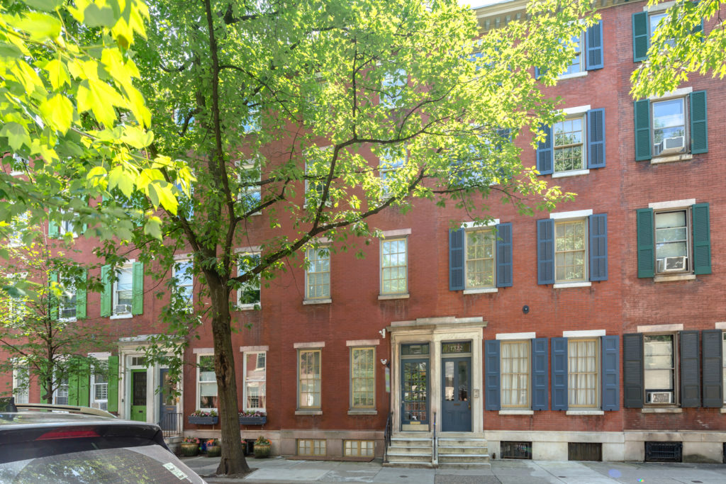 Property Photo For 1320 Pine St, Unit 2R