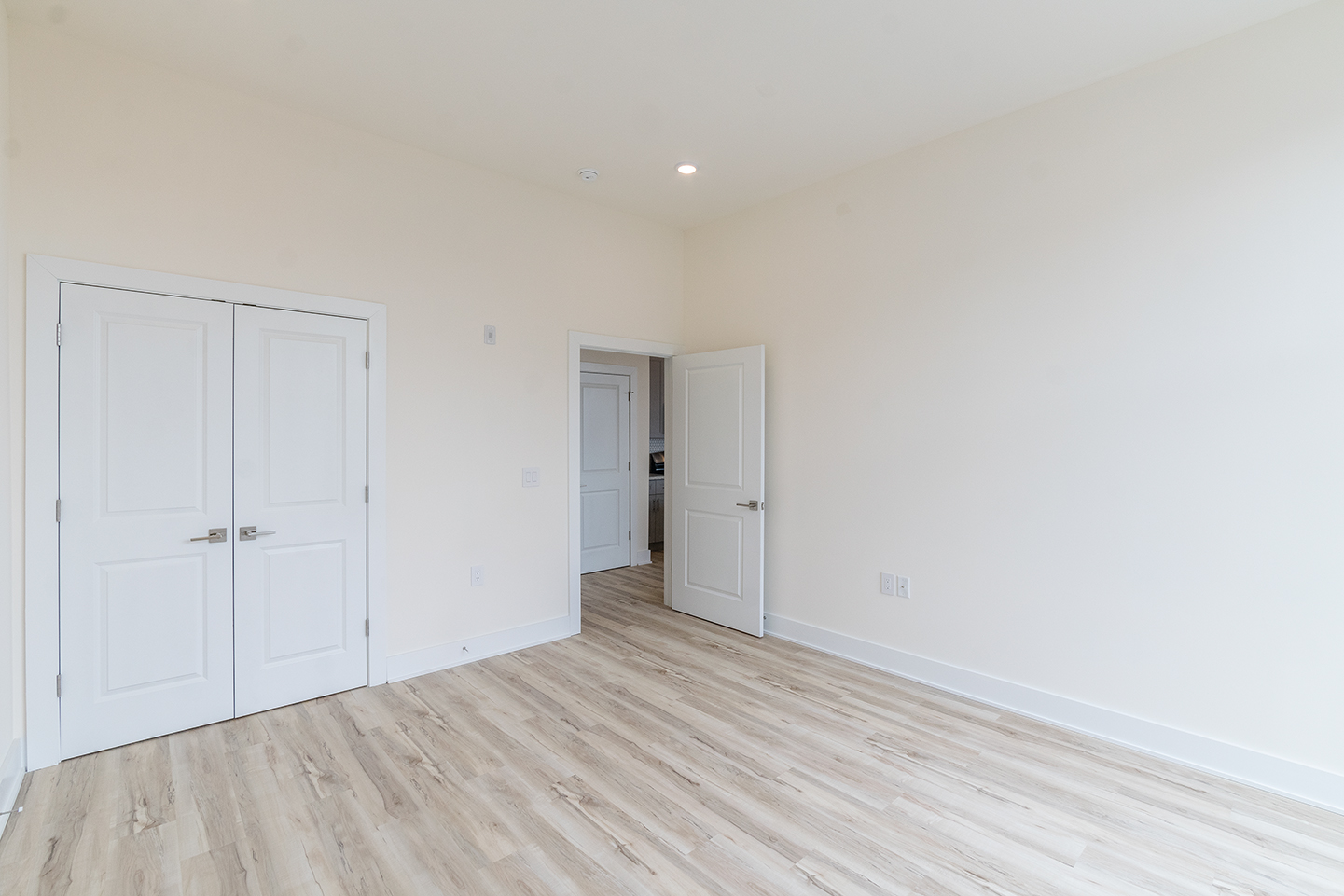 Property Photo For 1129 Germantown Ave, Unit 4C
