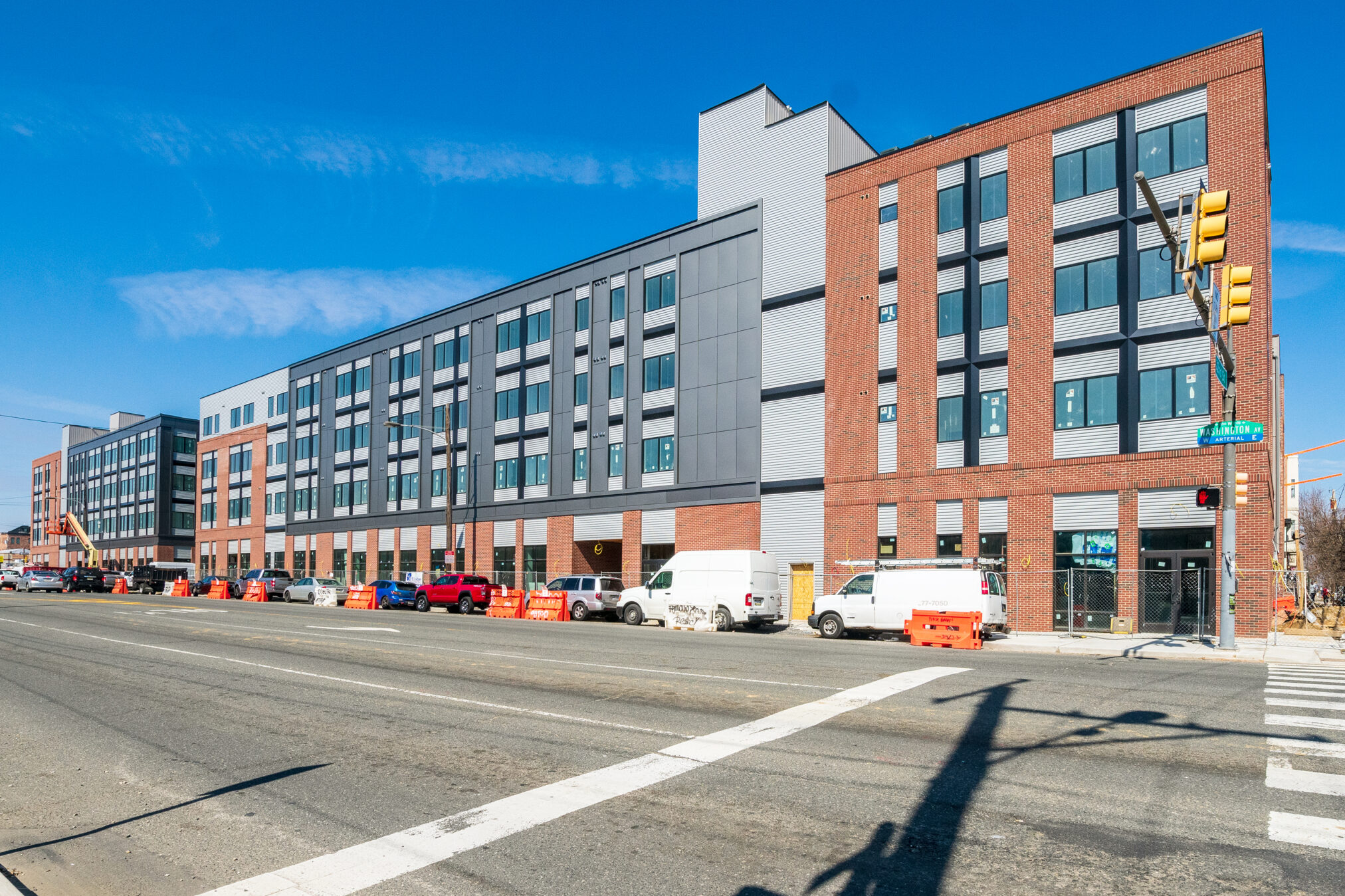 Property Photo For 2201 Washington Ave, Unit 413