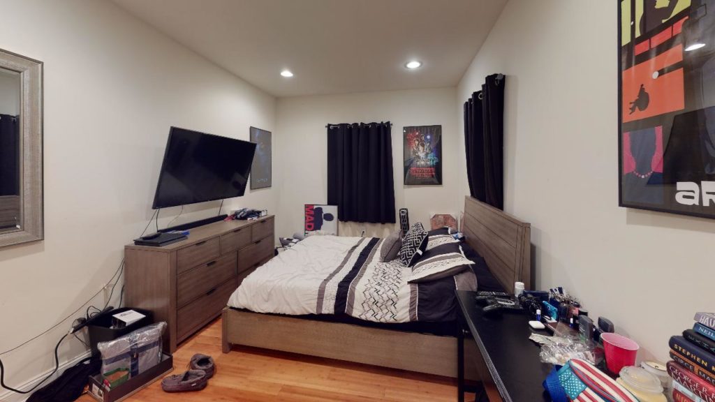Property Photo For 1805 Carpenter St, 1st Flr