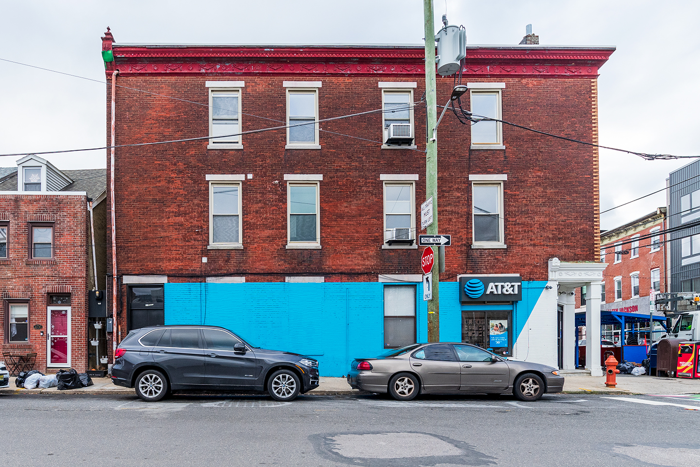 Property Photo For 937 N 2nd St, Unit 2F