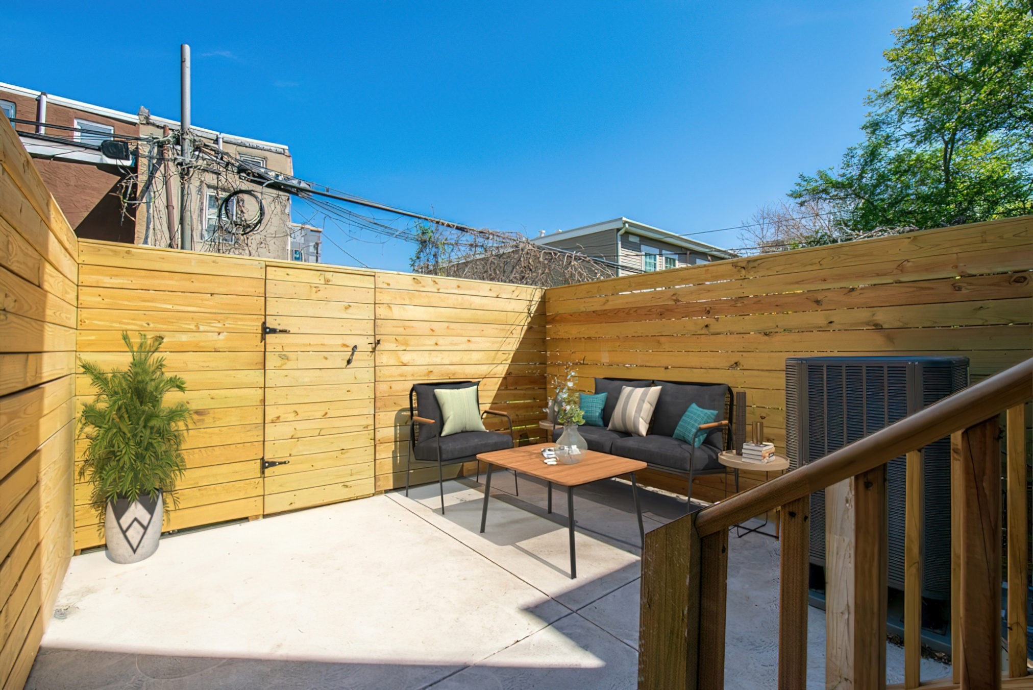 Property Photo For 2147 N Franklin St, Unit A