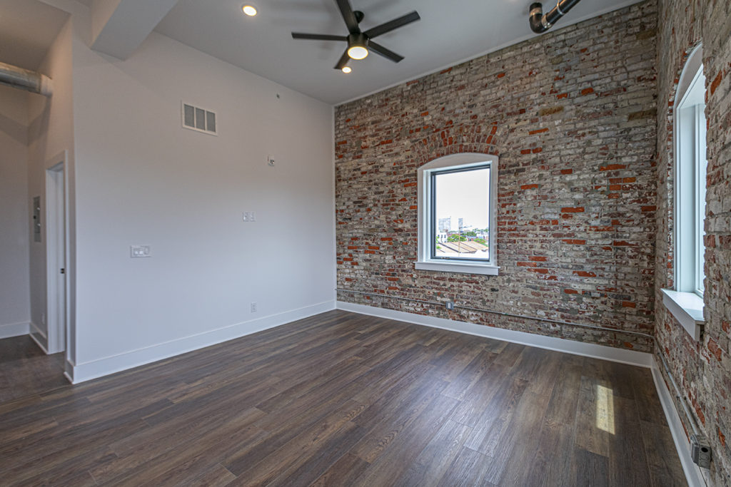 Property Photo For 1211 Bainbridge St, Unit 4A