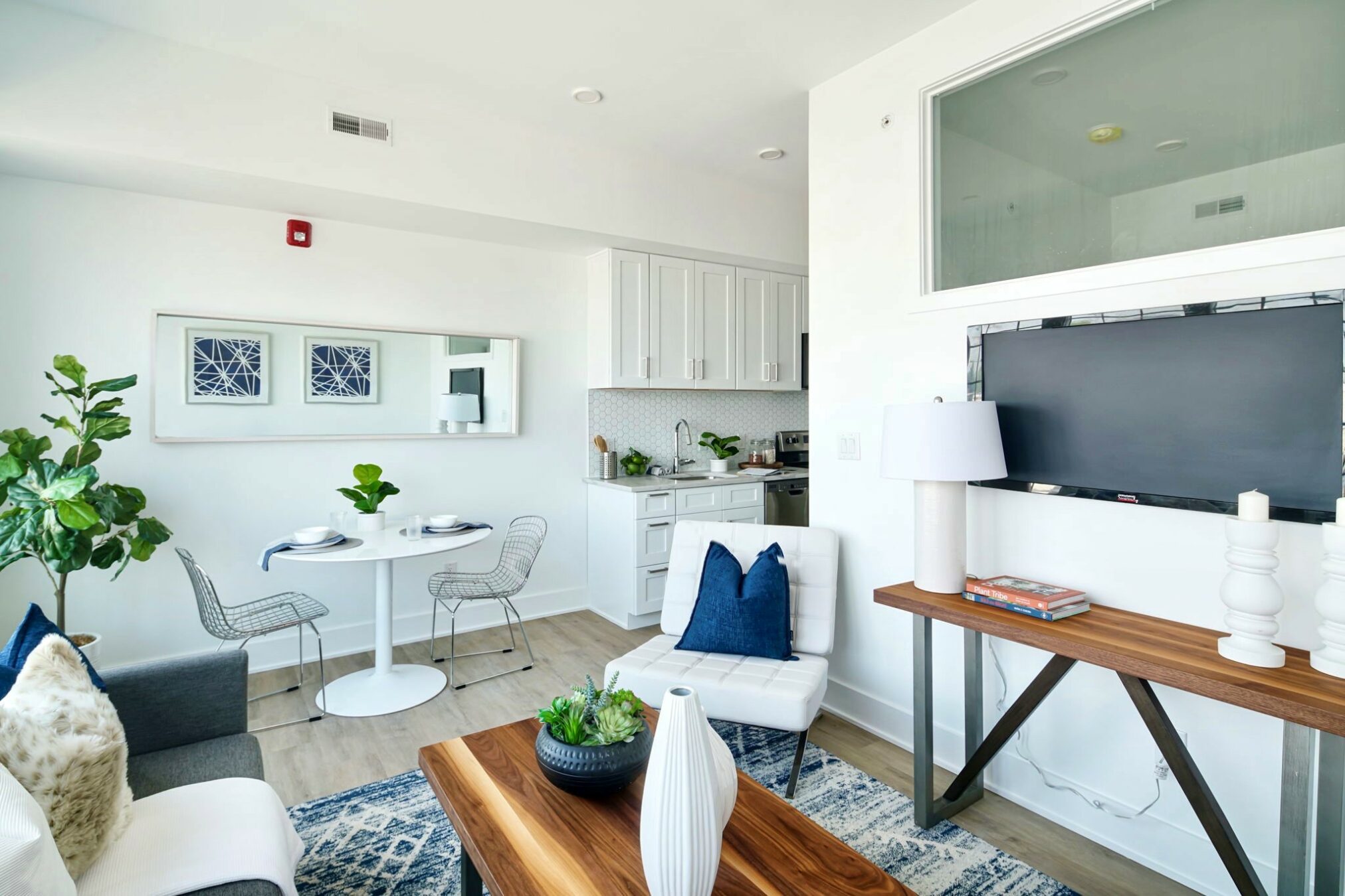 Property Photo For 1324 Frankford Ave, Unit 206