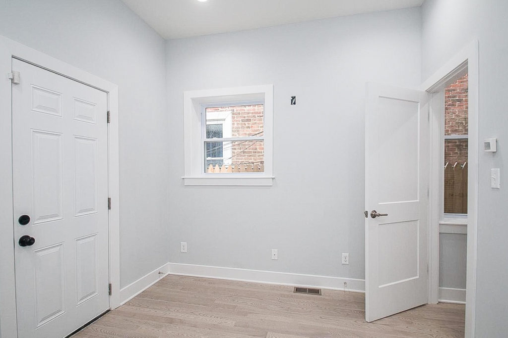 Property Photo For 2808 W. Oxford St, Unit 1