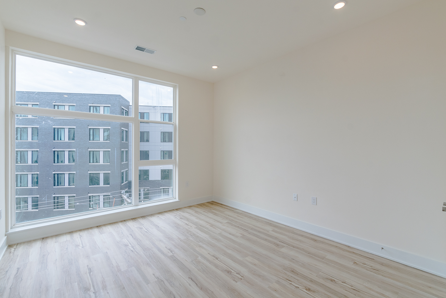 Property Photo For 1129 Germantown Ave, Unit 4C