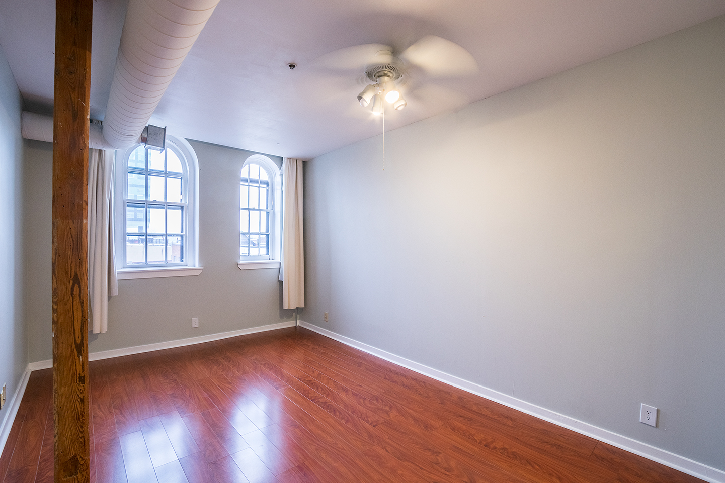 Property Photo For 301 Race St, Unit 520