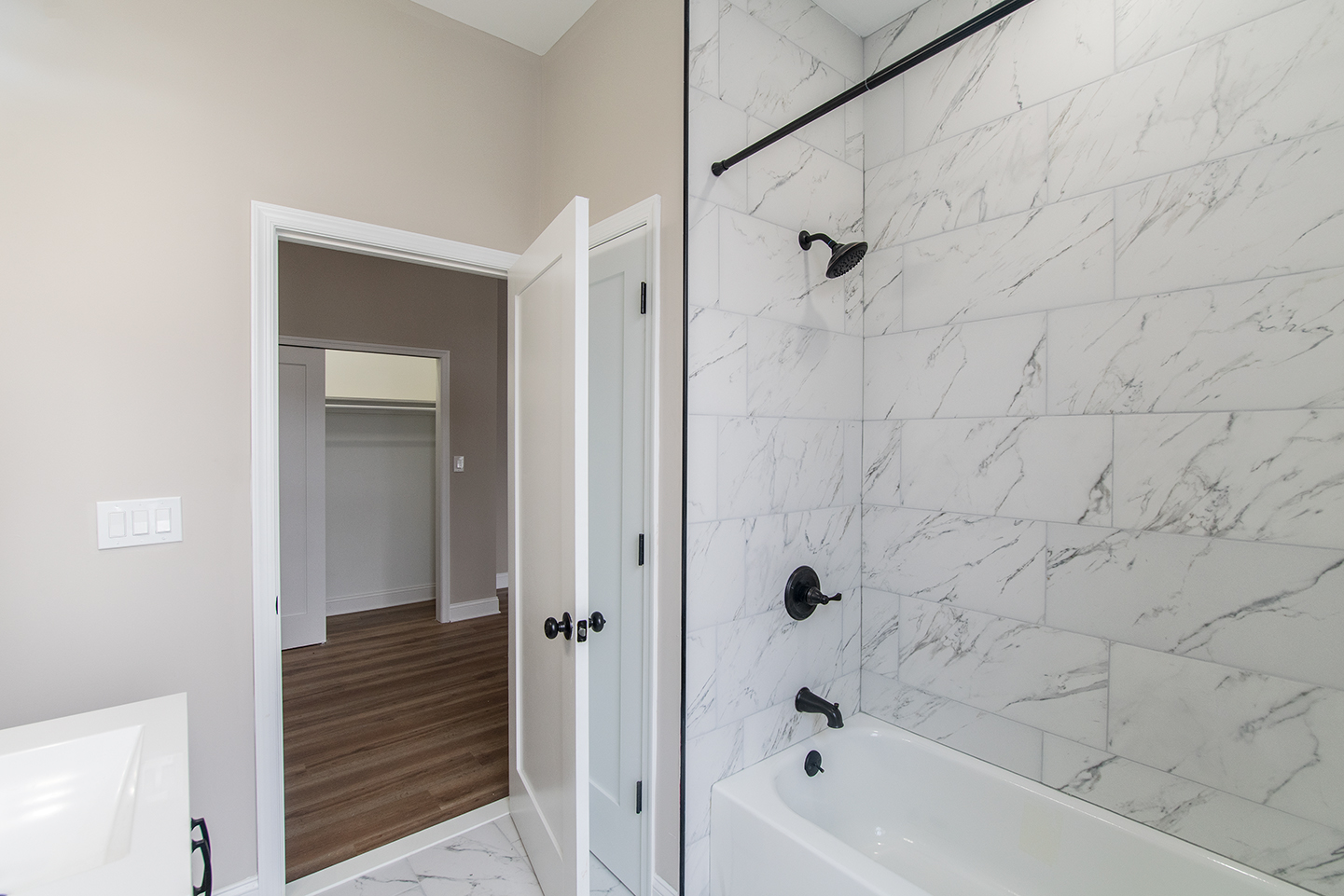 Property Photo For 937 N 2nd St, Unit 2F