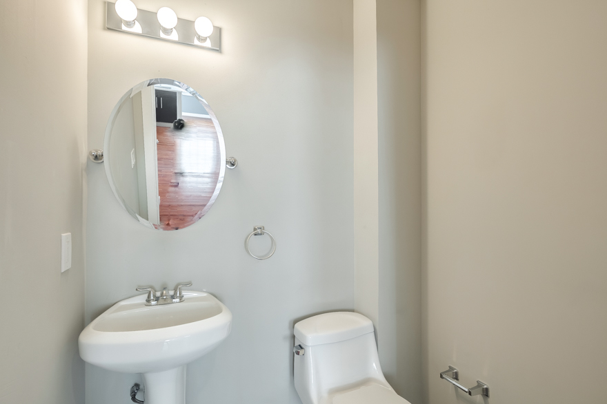 Property Photo For 301 Market St, Unit 3R