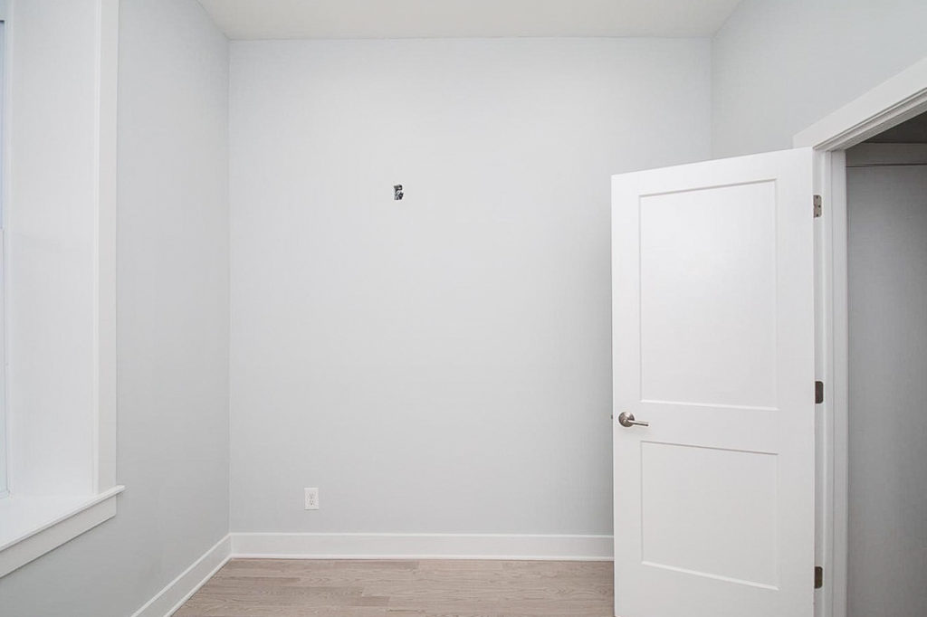 Property Photo For 2808 W. Oxford St, Unit 1