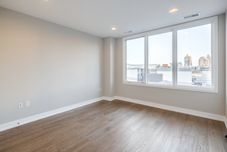 820-N-3rd-St-401-880px-7