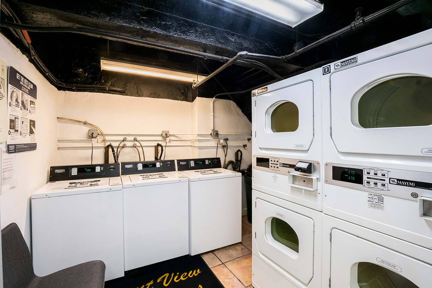 Property Photo For 1939 Chestnut St, Unit 3B