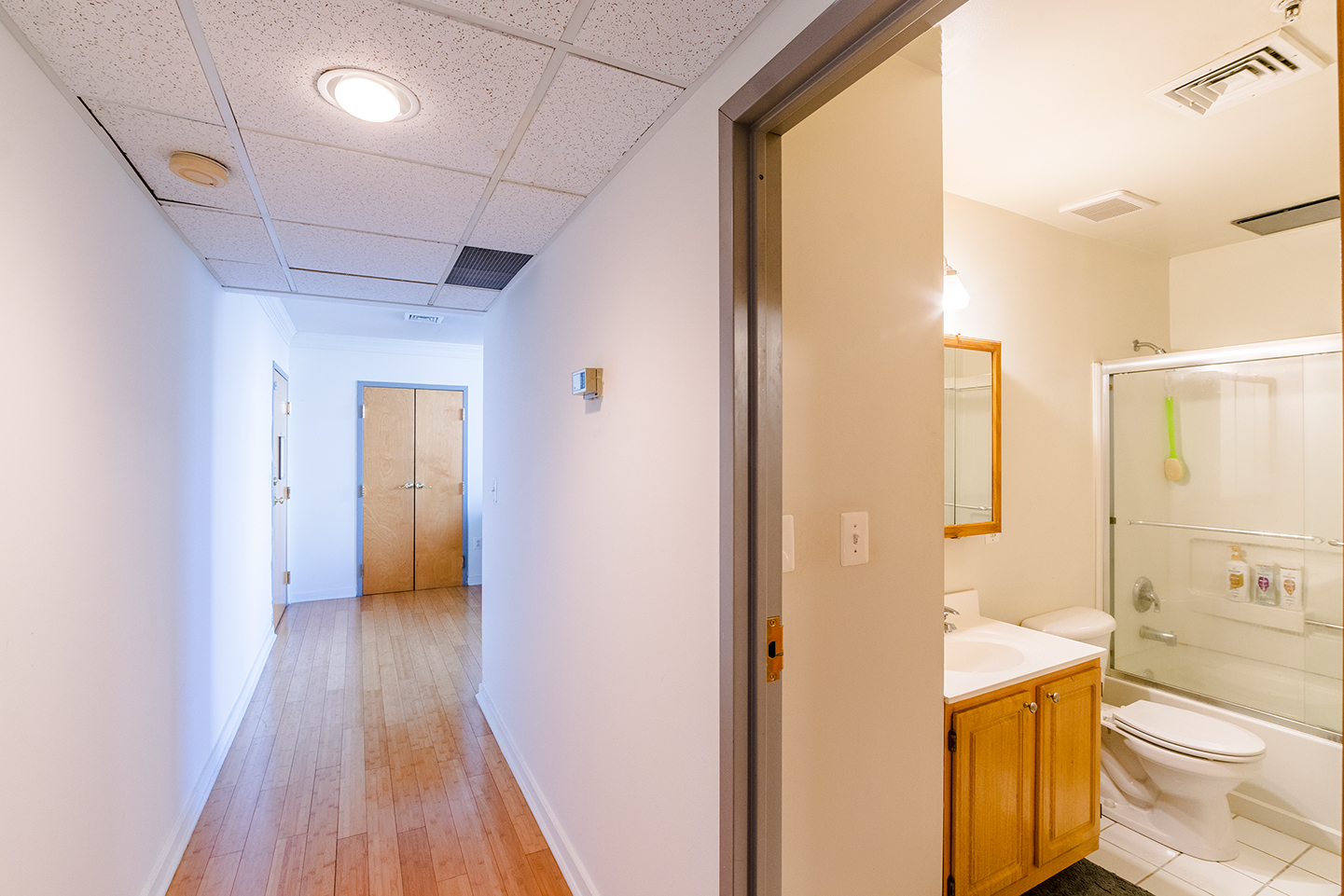 Property Photo For 1939 Chestnut St, Unit 3B